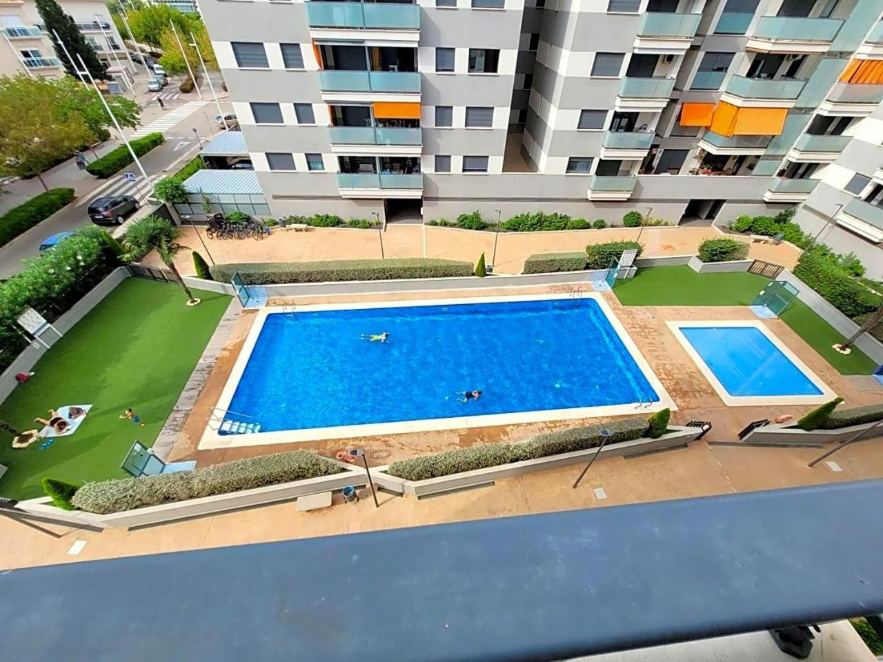 Apartament Ambar Gandia Playa-Grao Con Piscina Parking Ideal Para Familias Екстериор снимка